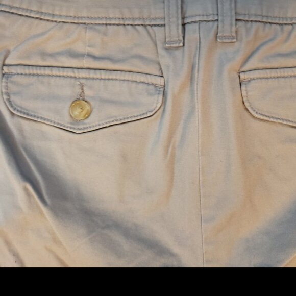 Liz Claiborne Shorts - Picture 3 of 3